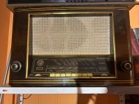 Alte DDR Radios und Uhr zu verkaufen Sachsen-Anhalt - Wolfen Vorschau