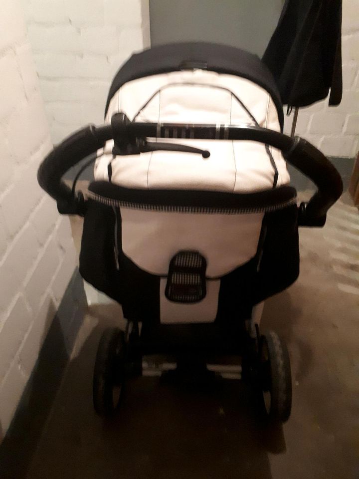 Kombi Kinderwagen Hartan Racer GT in Moers