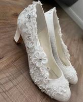 Zauberhafte Brautschuhe von Emily Bridal – Eleganz trifft Komfort Niedersachsen - Oldenburg Vorschau