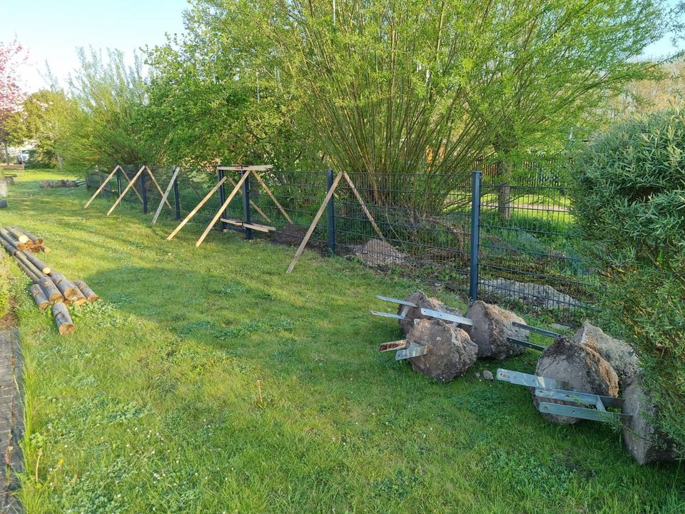 Baumfällung,Zaunbau,Garten und Landschaftsbau in Drei Gleichen