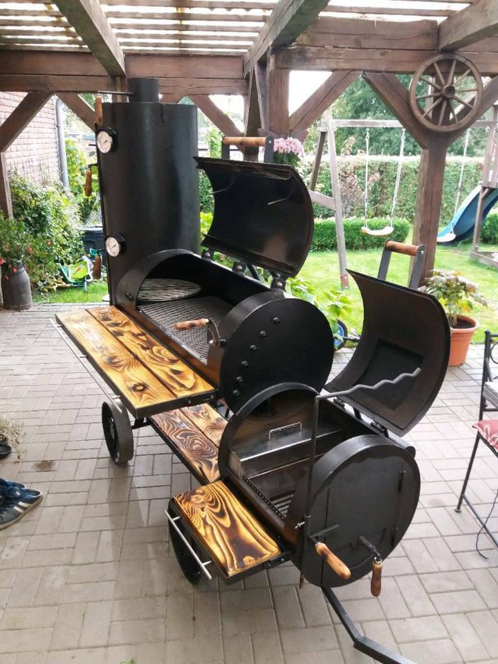 Handgefertigter BBQ Smoker, Grill in Hamburg