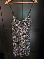 Kleid Sommer Streublumen Gr. S Niedersachsen - Moormerland Vorschau