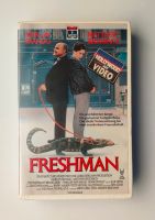 Freshman - Marlon Brando [VHS] Videokassette (RCA-1990) "RARE" Nordrhein-Westfalen - Oer-Erkenschwick Vorschau