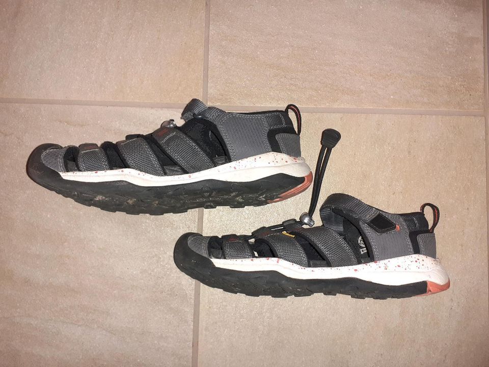 KEEN* NEWPORT* Sandalen* waschbar* Jungen* 36 in Achern