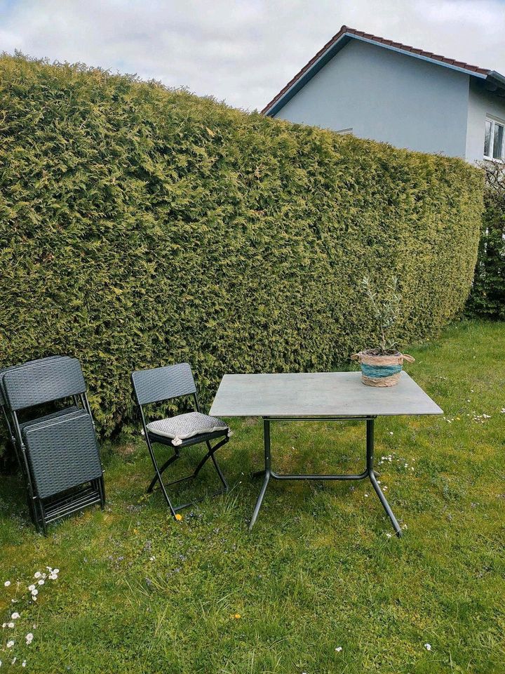 Gartentisch mit Stühlen Gartengarnitur Gastrotisch Anthrazit in Diedorf