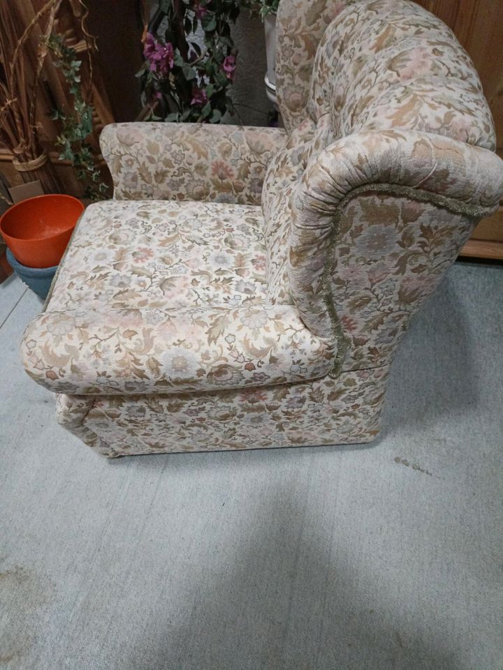 Polstersessel Stuhl Retro Vintage gemustert in Schechen