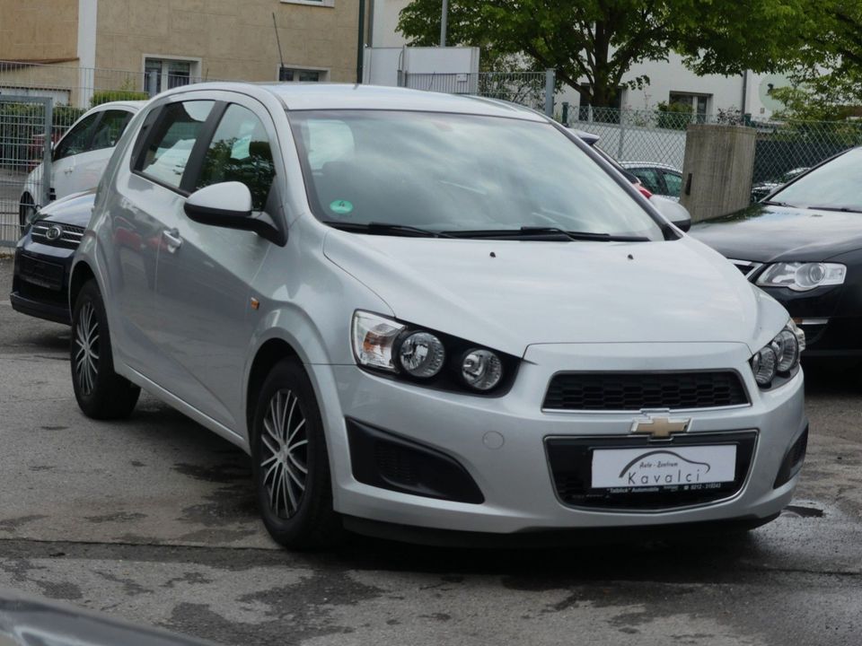 Chevrolet Aveo 1.2 *Klima* in Leverkusen