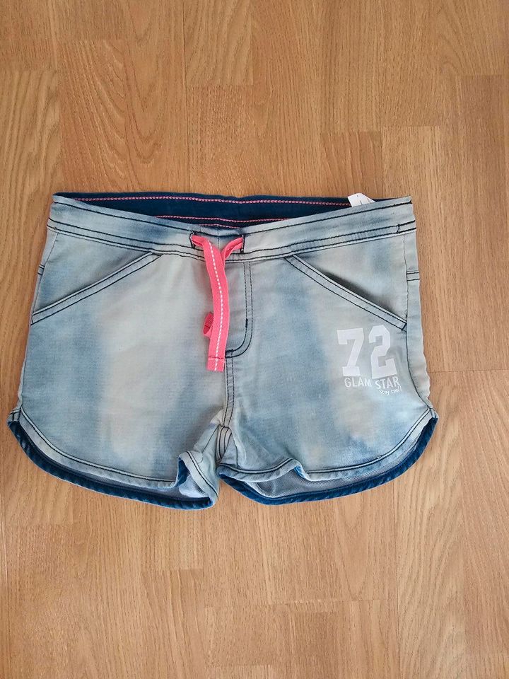 Kurze Hose Shorts Hot pants Gr. 152 neuw. in Biesdorf (Eifel)