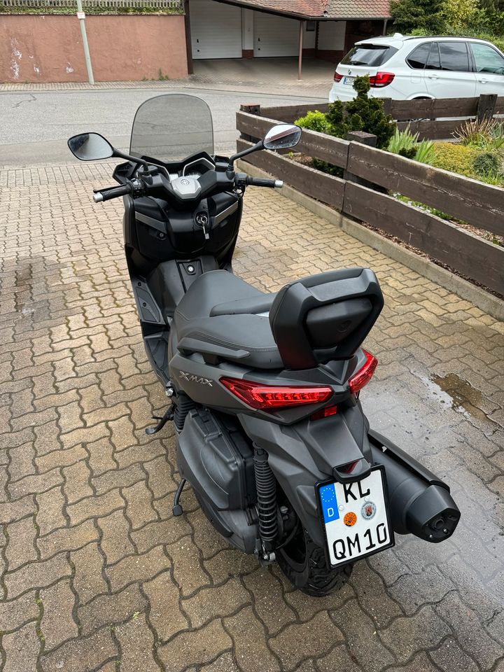 Yamaha XMAX 400 in Queidersbach