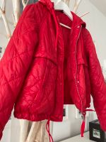 Kurze Puffer Stepp Jacke Izzy Bizu Collection Knallrot Thüringen - Uder Vorschau