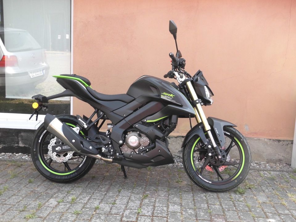 QJMotor SRK 125S mit ABS für Führerschein B196 + A1 in Rostock