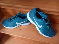 Fast Neu Nike Damen Laufschuhe gr 40 Köln - Köln Buchheim Vorschau