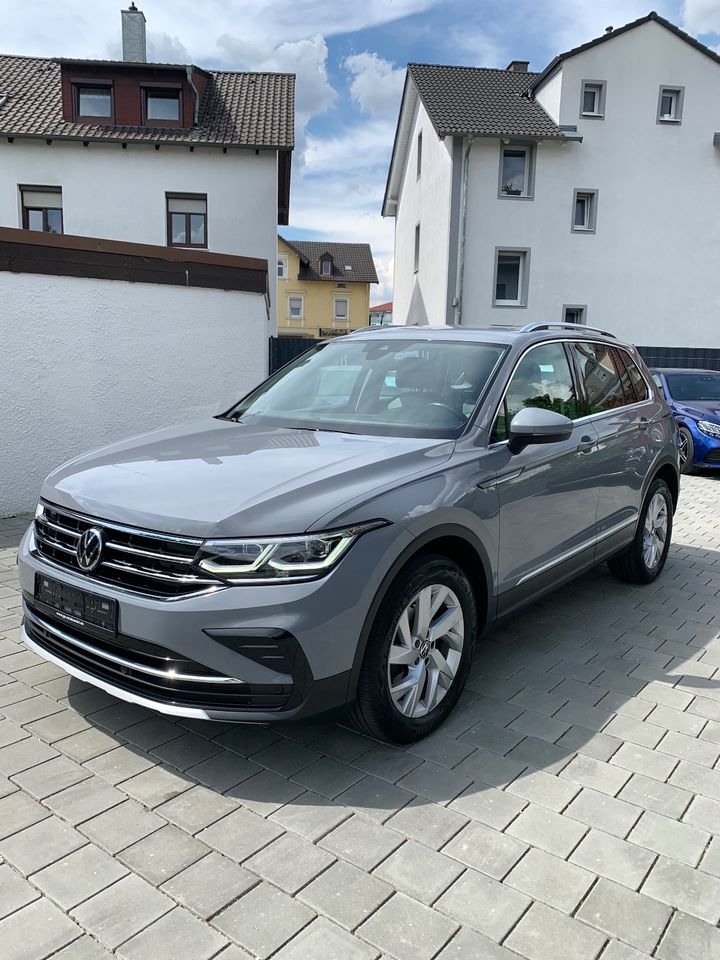 VW Tiguan 2.0 TDI 4MOTION  Elegance DSG Virtual AHK in Ingolstadt