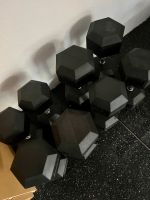 Hexagon Dumbbell Kurzhanteln 30 Kg Nordrhein-Westfalen - Lüdenscheid Vorschau