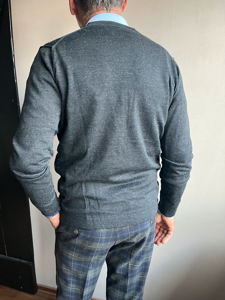 Cinque Strickjacke/Cardigan Anthrazit Dunkelgrau Slim Fit Gr. M in Düsseldorf