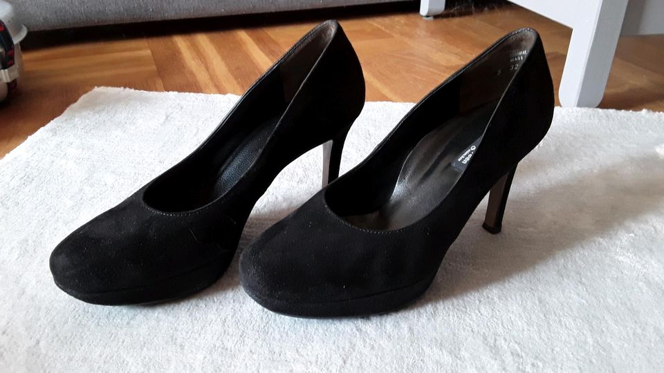 Paul Green Pumps Größe 5, 38 schwarzes leder Samtziege in Berlin