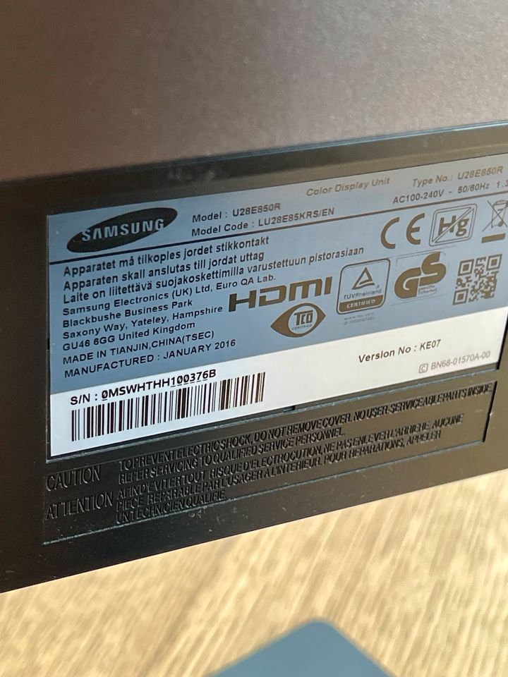Samsung U28E850R 28 Zoll 4K UHD Monitor Gaming in Dortmund