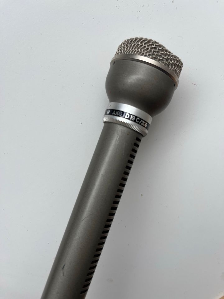 Vintage Mikrofon AKG D19 C/200 in Zülpich