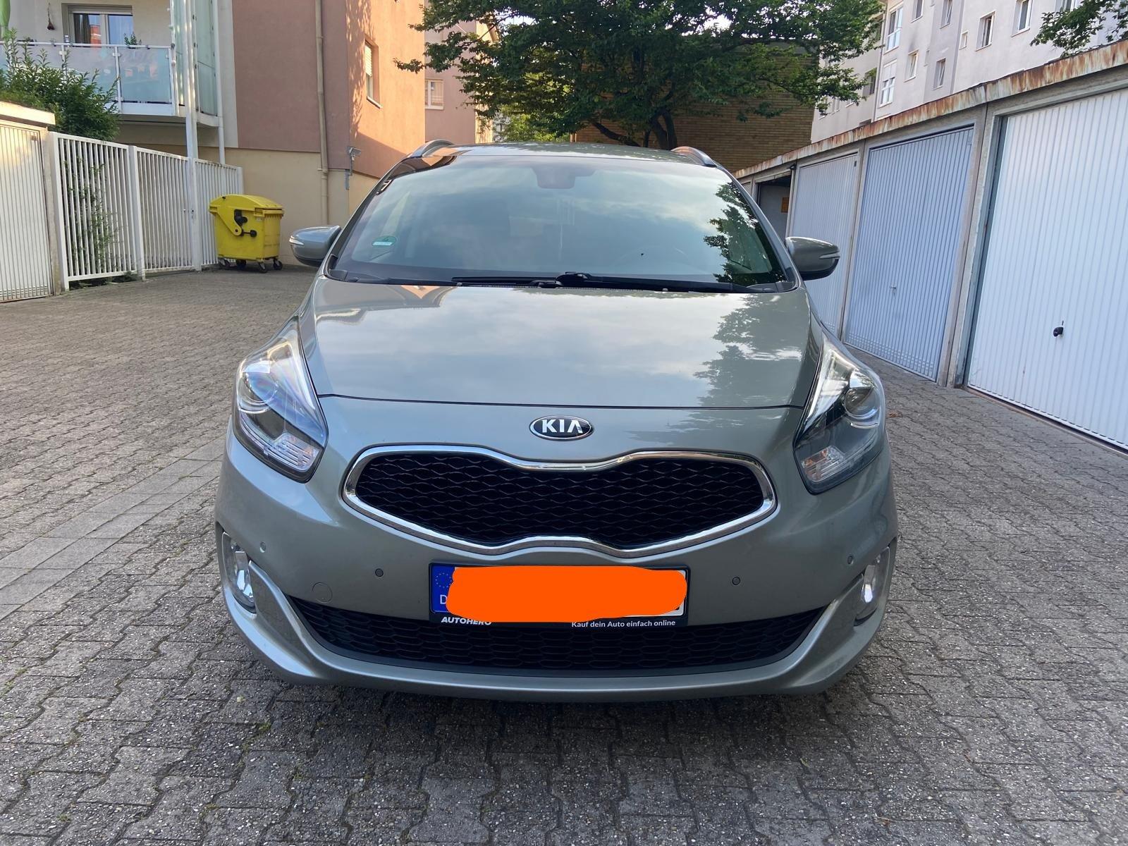 Abbildung des Autos Automatik Kia Carens 1.7…