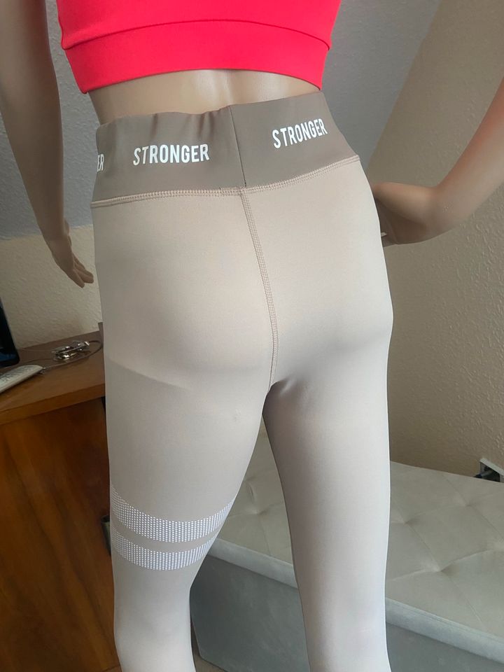 STRONGER Fitness Tight Sahara Gr S wie neu in Leipzig