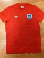 England T-Shirt Fußball rot Größe 152 neuwertig Hessen - Wiesbaden Vorschau