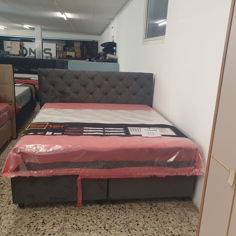 Bett180x200 cm Polsterbett mit Bettkasten, in 3 Farben erhältlich in Mönchengladbach