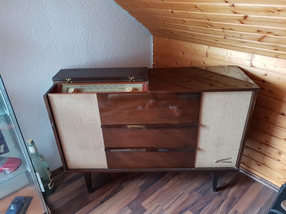 Philadelphia Stereo Musik Schrank aus den 60/70er Nostalgie in Mosbach