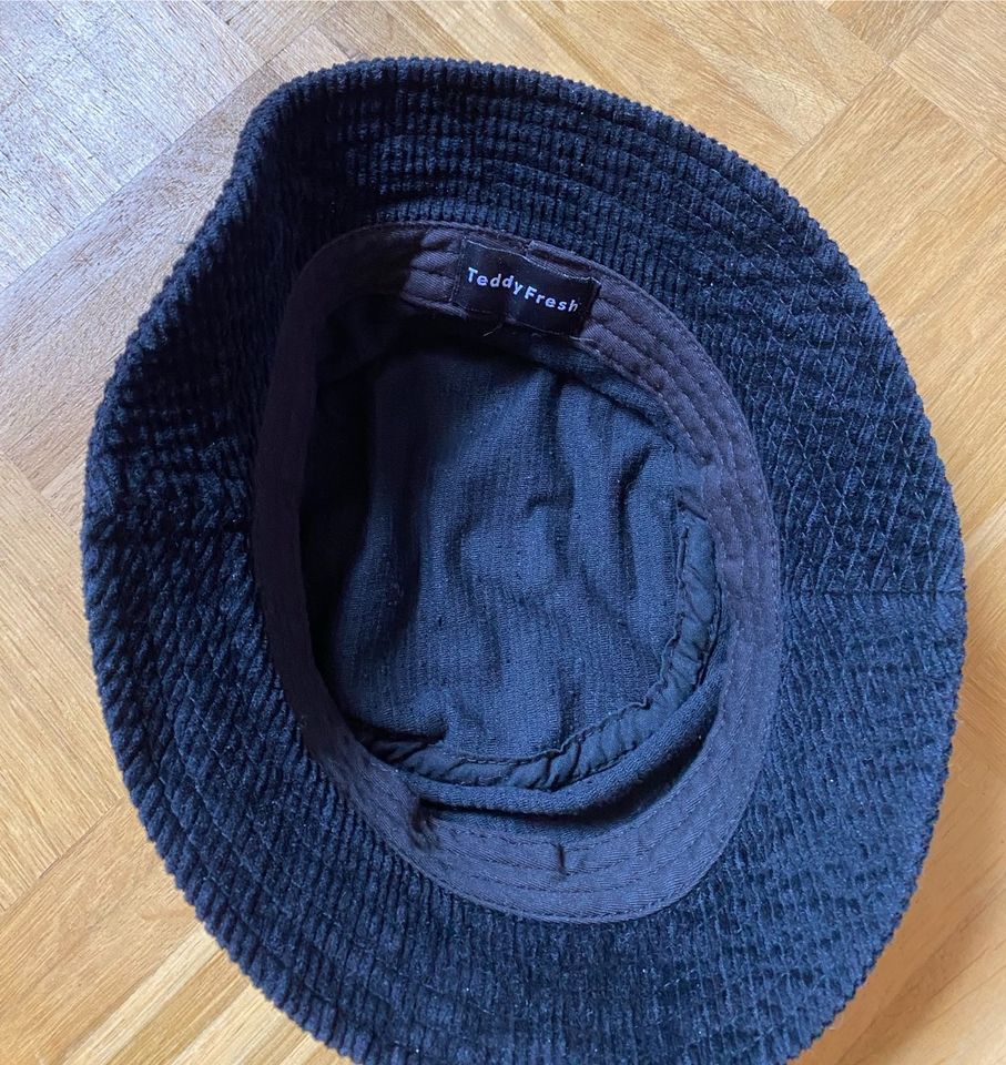 TEDDY FRESH BUCKET HAT in Essen