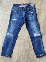 ZARA Premium Denim Jeans Hose Destroyed BLOGGER Relaxed Gr.36 TOP Niedersachsen - Wendeburg Vorschau