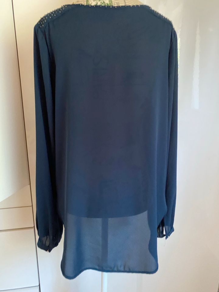 Guess Bluse Shirt 38/M dunkel blau in Kassel
