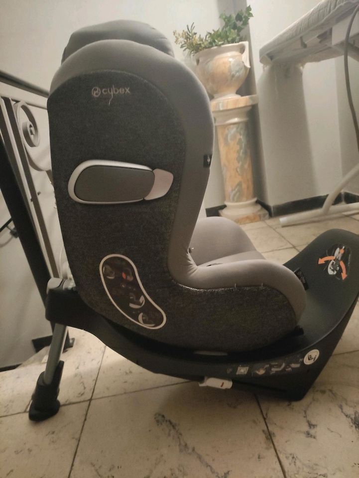 Kindersitz Cybex Sirona Z i-size mit Isofix Base in Rotthalmünster