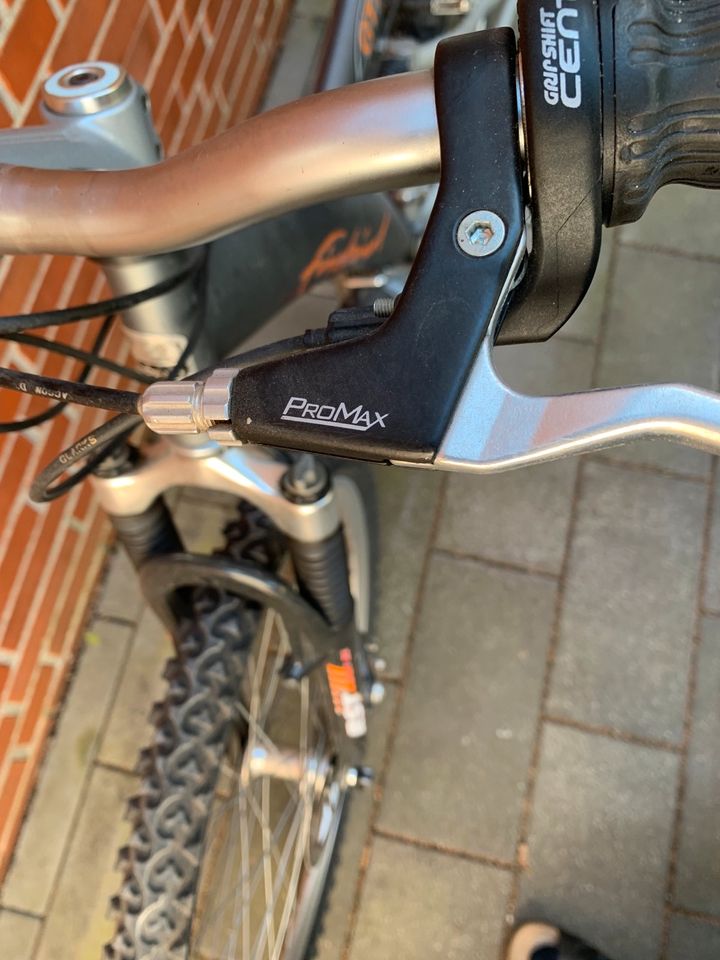 Mountainbike  ‼️26er Räder  ‼️24 Gänge  ‼️Topzustand in Berlin