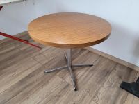 DDR Tisch Beistelltisch Holz 60er 70er retro vintage alt rund Sachsen - Zwickau Vorschau