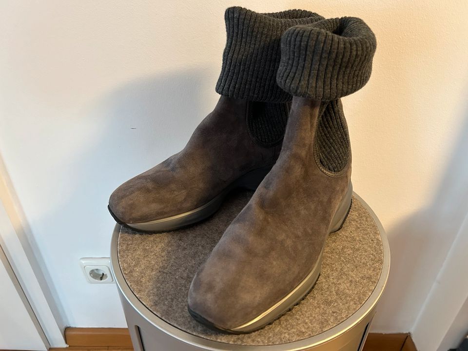 Hogan Stiefeletten, Größe 38, Wildleder mit Strick in Frankfurt am Main