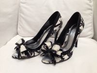 Karen Millen Gr. 38 *NEU* Pumps Schuhe Highheels mit Schleifen Berlin - Friedenau Vorschau