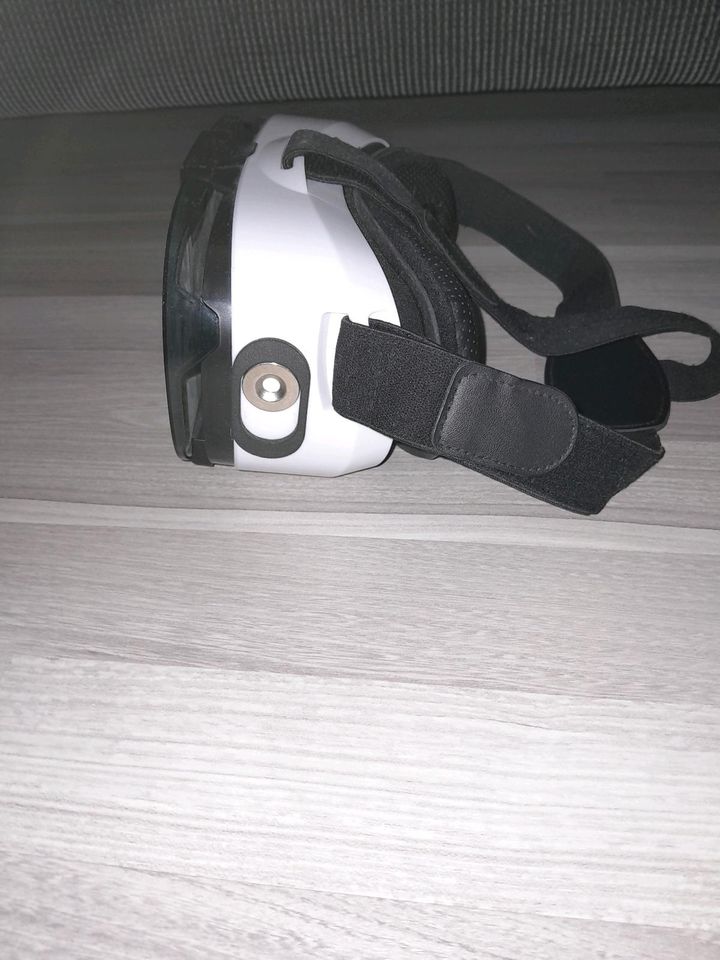 HooToo VR Brille in Glückstadt