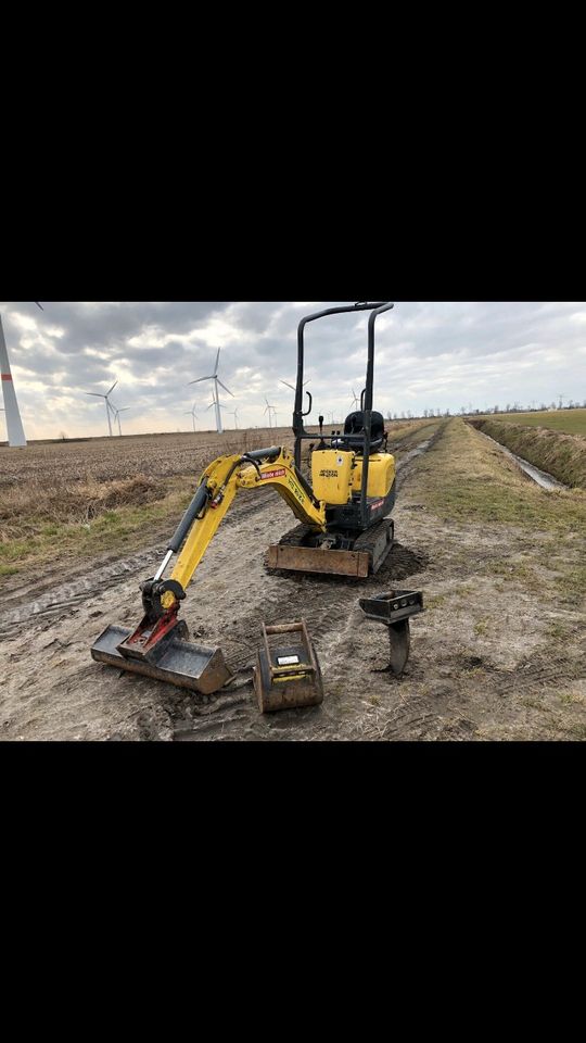 Minibagger Bagger 1T in Emden