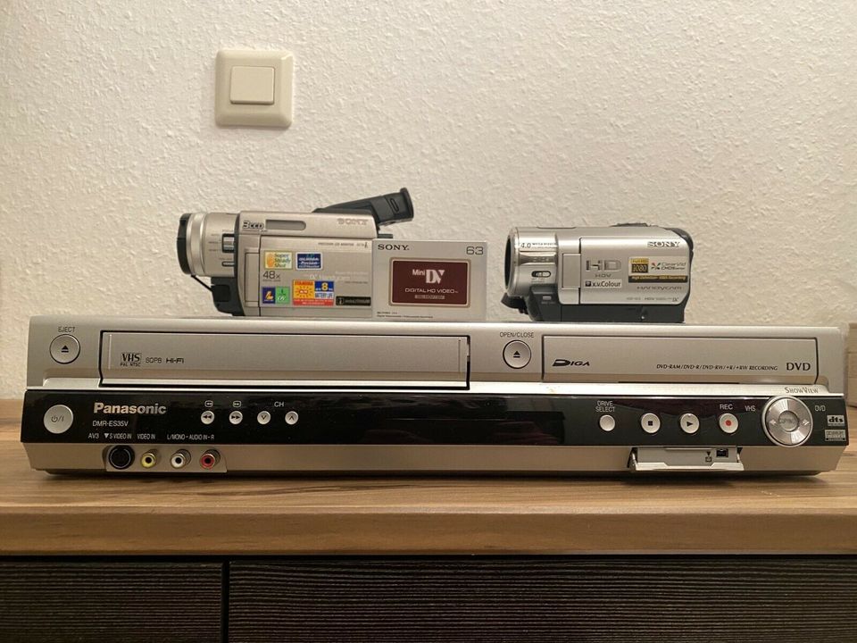 Video digitalisieren auf USB - VHS VHS-C Hi8 Video8 MiniDV in Oldenburg