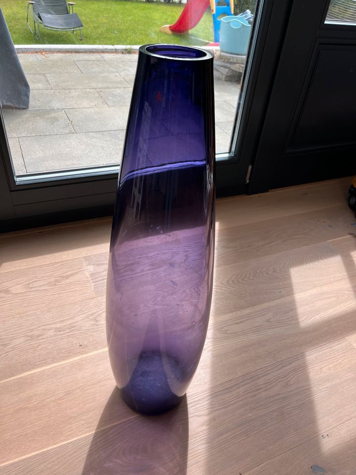 Schöne Bodenvase aus Glas in Hamburg