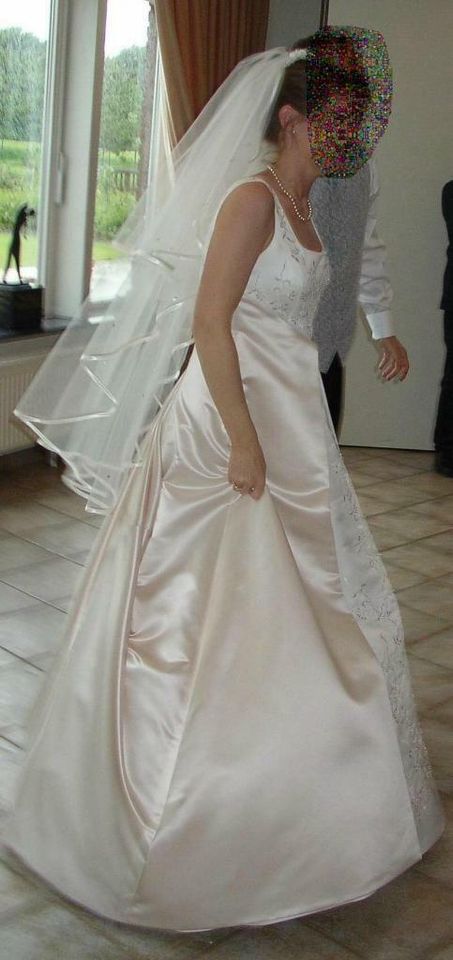 Brautkleid Hochzeitskleid Miss Kelly mit Reifrock Gr. 38-42 in Rommerskirchen