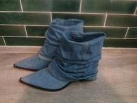 Zara Denim Cowboy Stiefeletten Stiefel blau 36 Kr. München - Neubiberg Vorschau