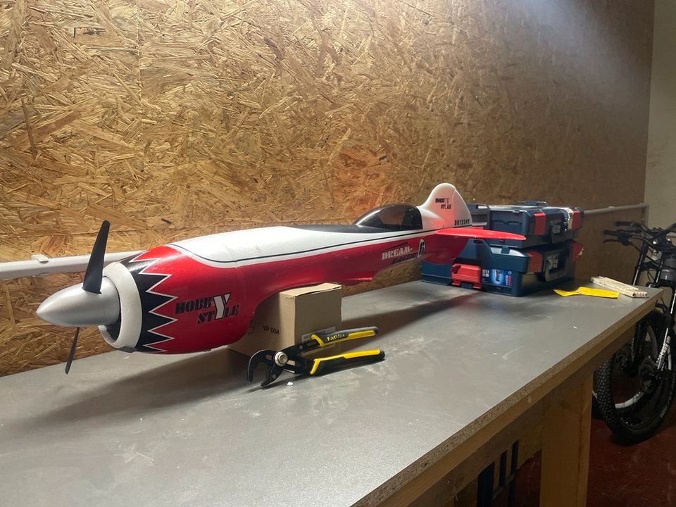 Gee Bee Racer RC Speedmodell in Ehrenfriedersdorf