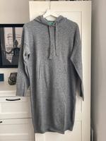 Benetton langer hoodie Kleid wolle Strick Kleid grau Niedersachsen - Rieste Vorschau