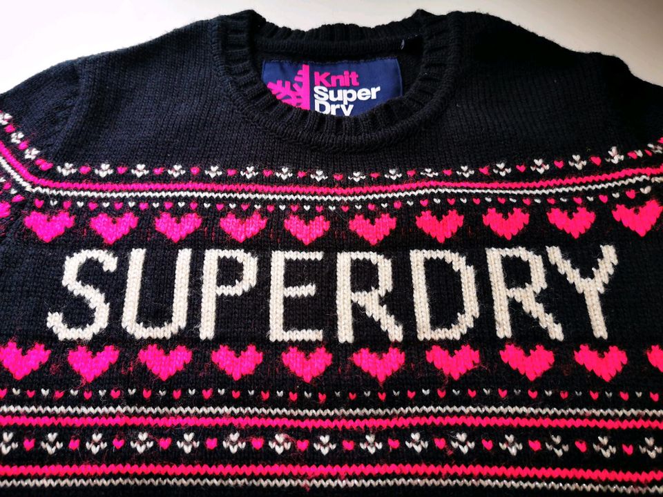 Superdry Strick Pullover M L Herzen Pink Ski Outdoor Winter in Floh-Seligenthal-Floh