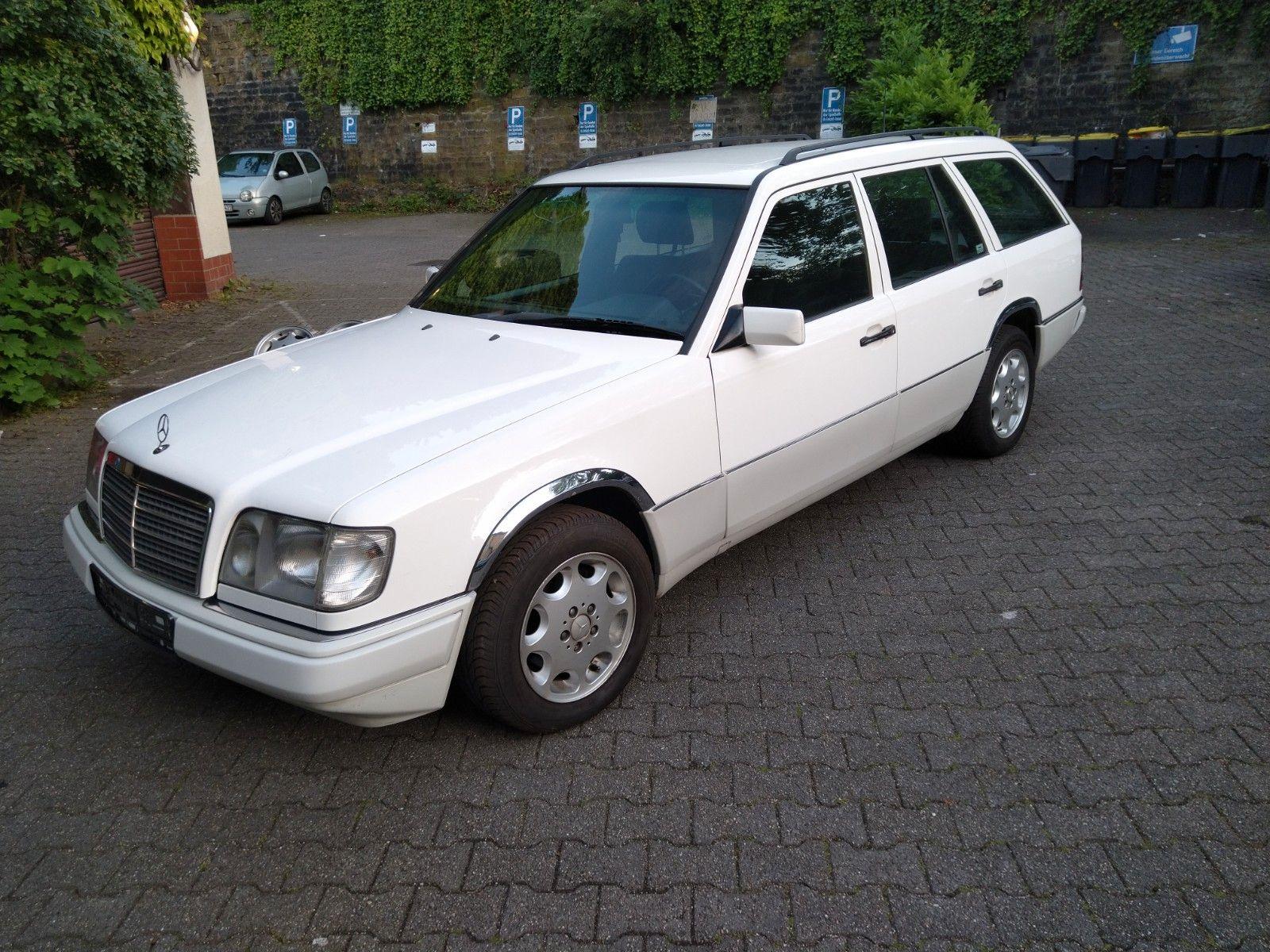 Abbildung des Autos Mercedes-Benz 300