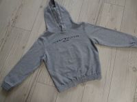 Original Hoodie Sweat Pulli Tommy Hilfiger Kapuzenshirt Gr.152 Niedersachsen - Peine Vorschau