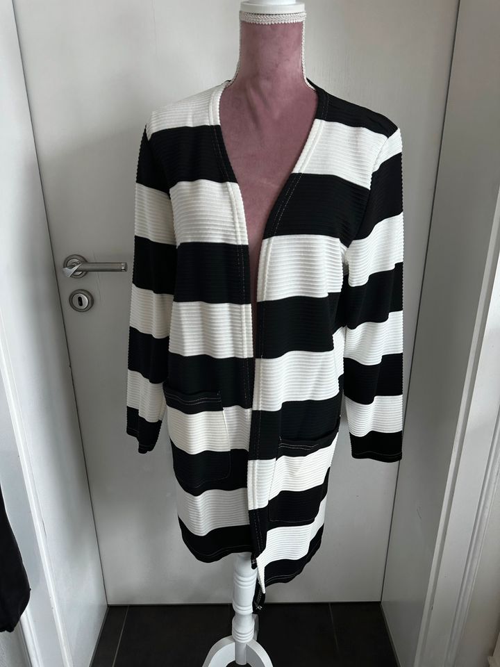 Cardigan neu in Heiden