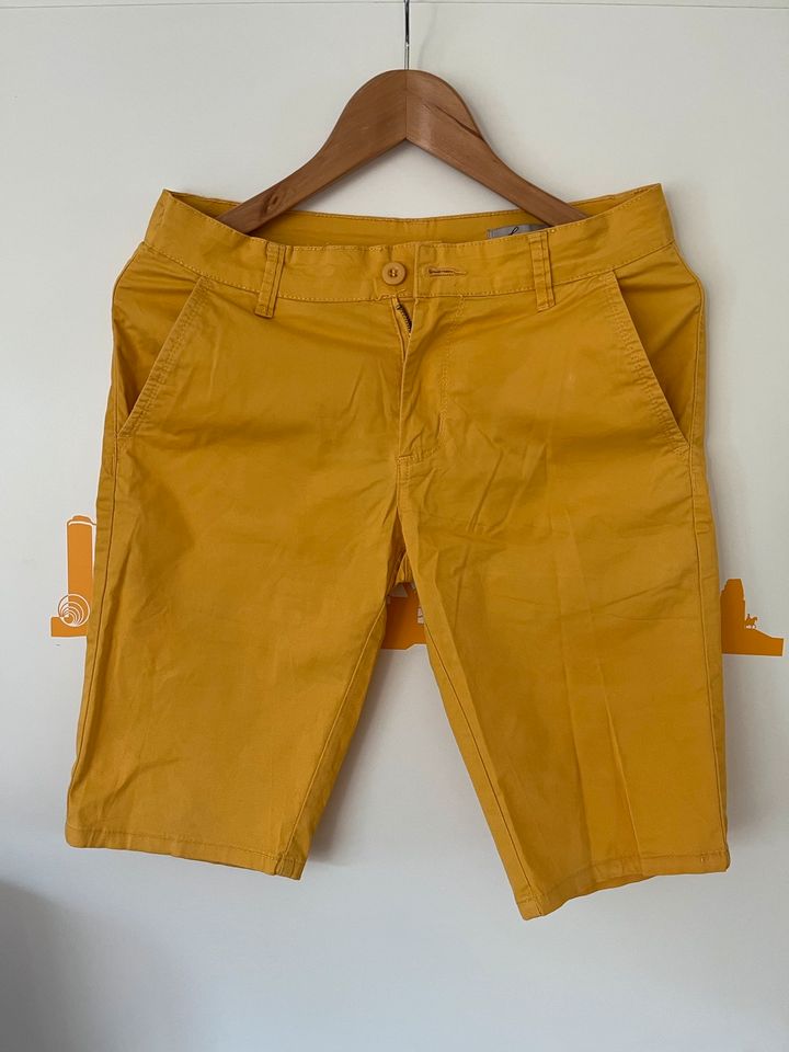 Herren Shorts Leeyo Jeans gelb Gr. 30 in Nordrhein-Westfalen - Sundern  (Sauerland) | eBay Kleinanzeigen ist jetzt Kleinanzeigen