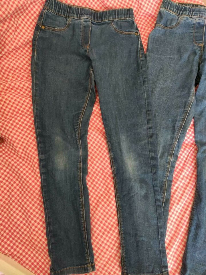 2 Vertbaudet Jeans Leggings*Treggings*Gr.132/Gr.128/134/140*NP 19 in Cuxhaven