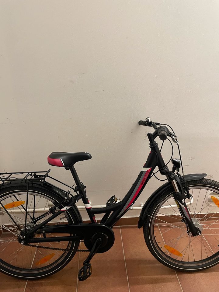 Kinderfahrrad Pegasus 24 Zoll in Berlin